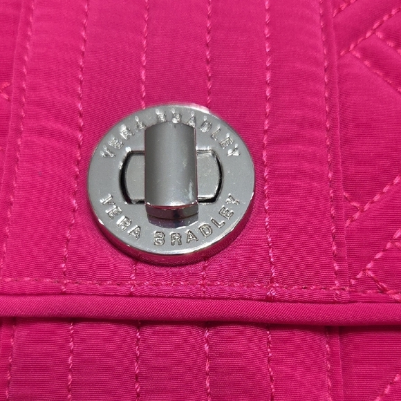Vera Bradley Fuchsia Quilted Shoulder Bag New WithTag - Picture 2 of 13